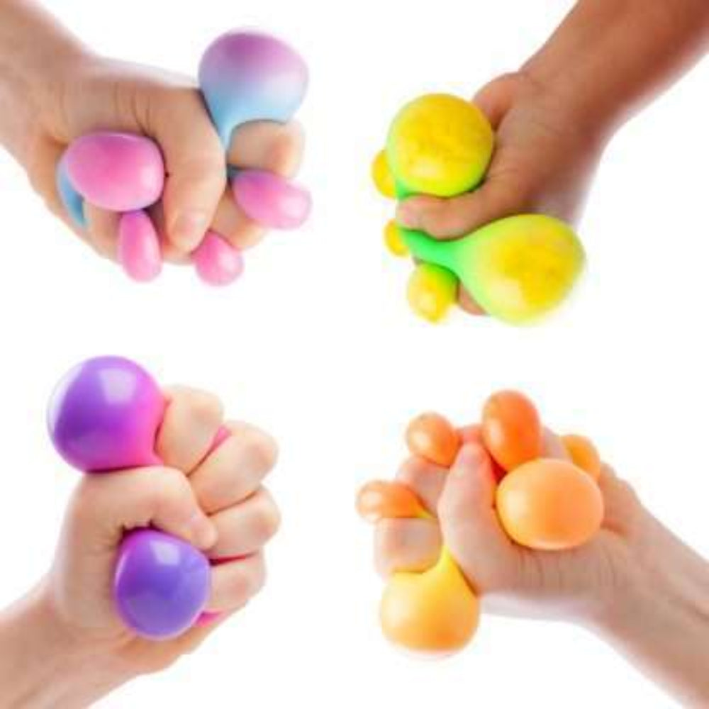 smooshos-colour-change-ball-squishing