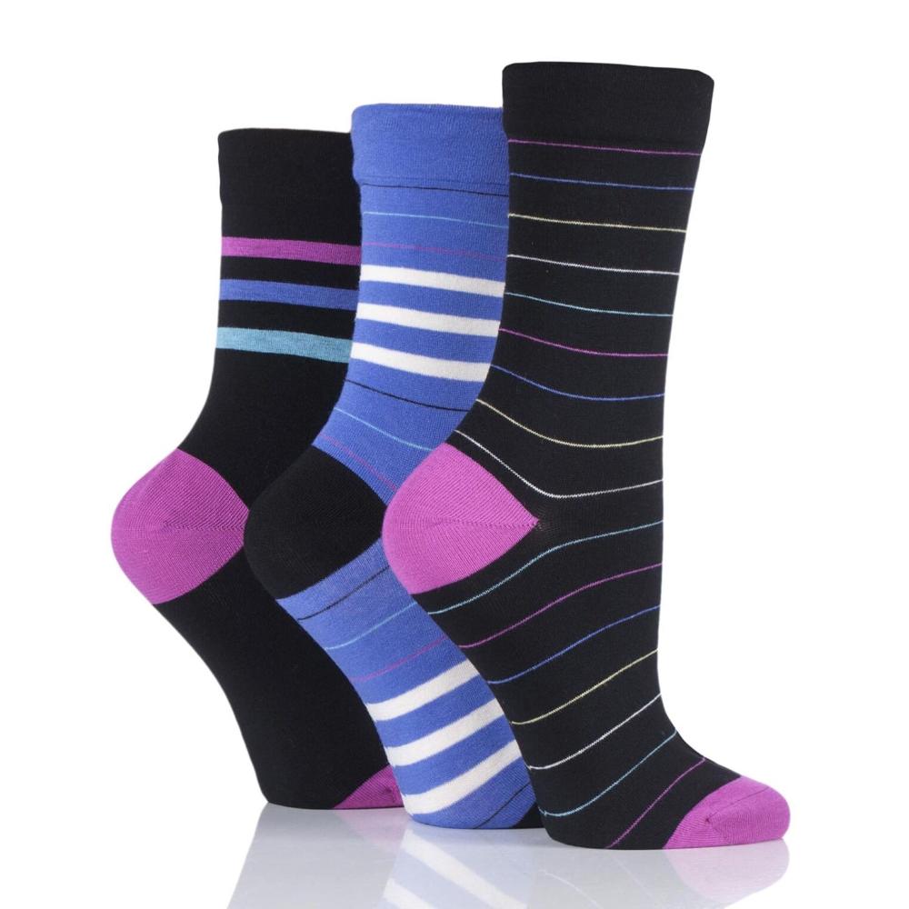 bamboo-socks-neon-lights