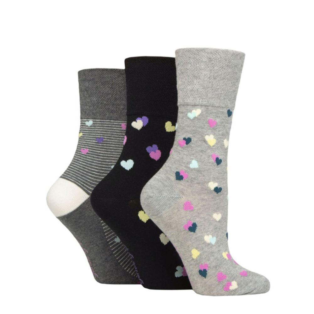 cotton-socks-hearts