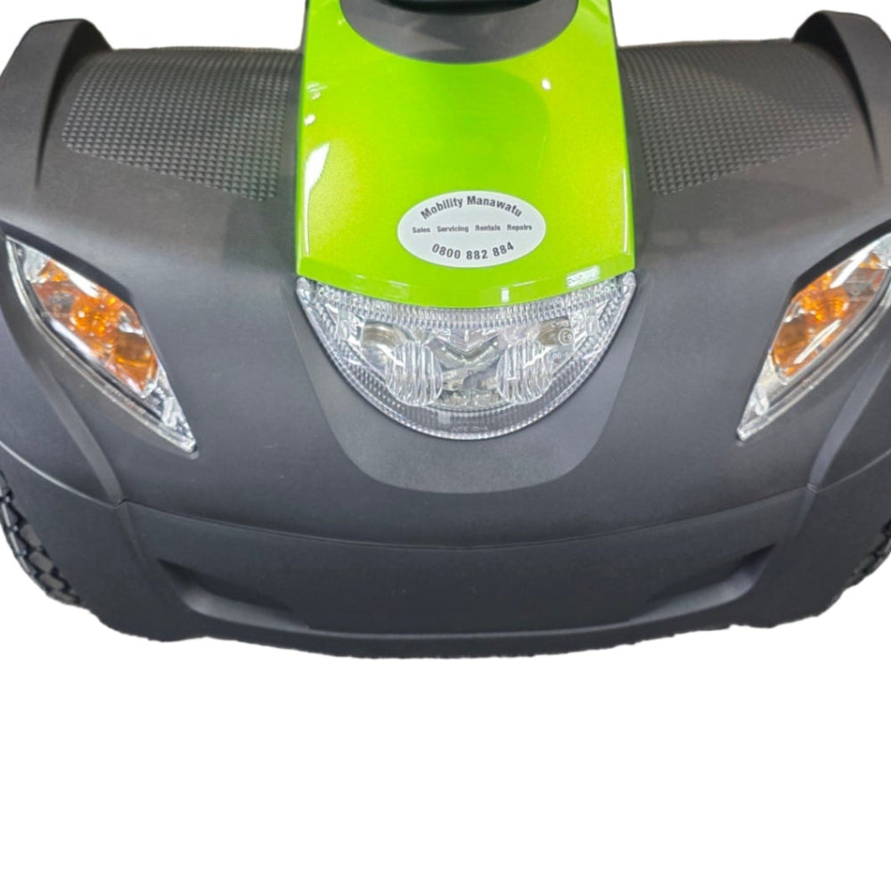invacare comet front bumper shroud on scooter